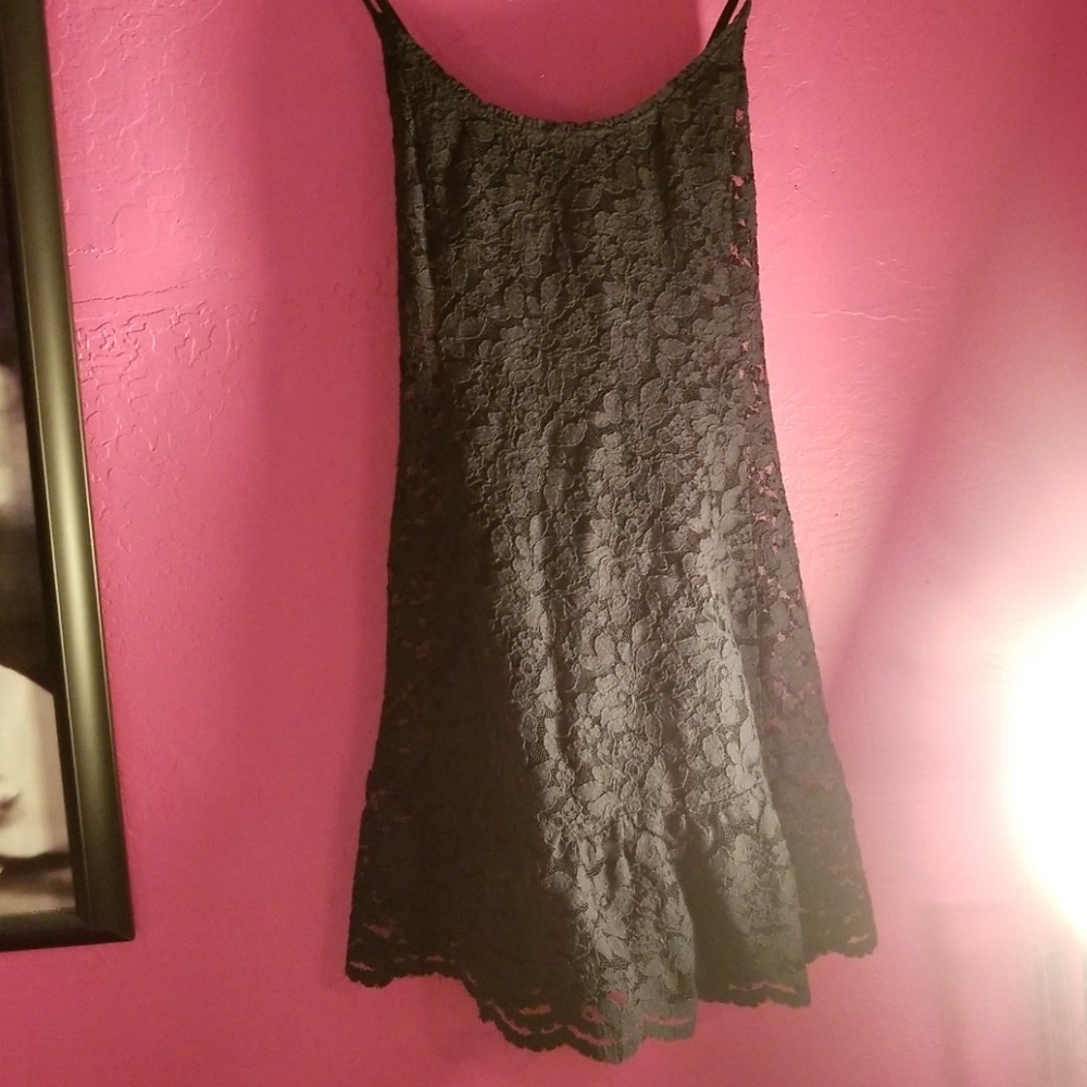Criss cross low back sundress